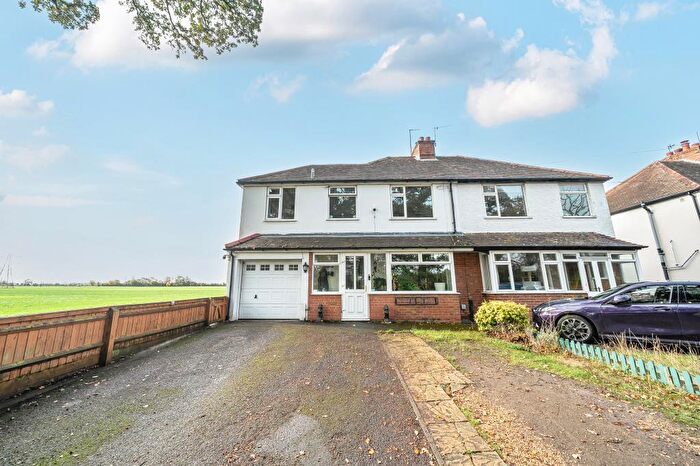 4 Bedroom Semi Detached House To Rent In Drayton, Abingdon, OX13