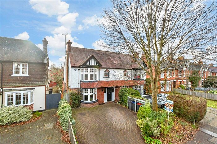 4 Bedroom Semi Detached House For Sale In St. Augustine's Road, Canterbury, Kent, CT1