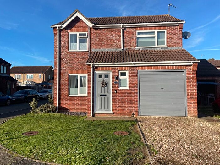 3 Bedroom Detached House For Sale In Lavender Close, Sleaford, NG34
