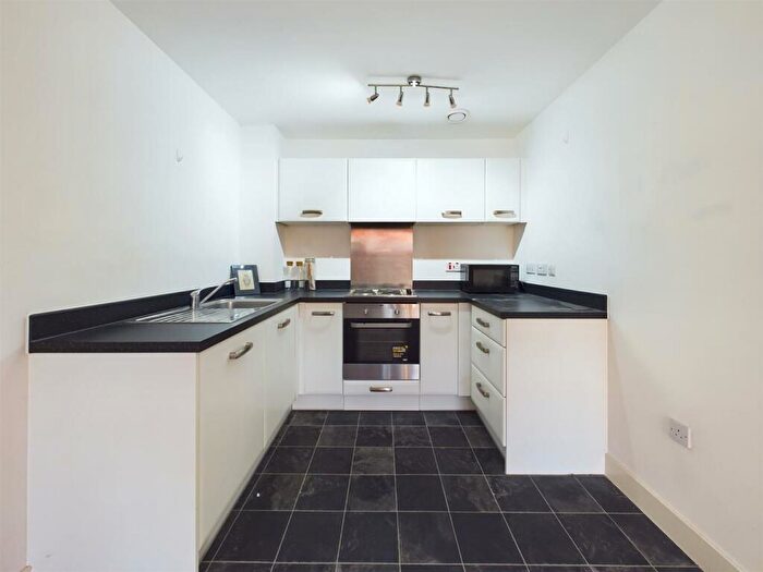 1 Bedroom Apartment For Sale In Kiln Close, Gloucester, GL1