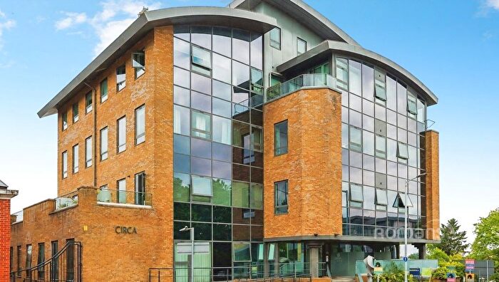 1 Bedroom Flat To Rent In The Ring, Bracknell, Berkshire, RG12