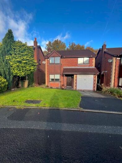 4 Bedroom Detached House To Rent In Watersedge, Bolton, BL4