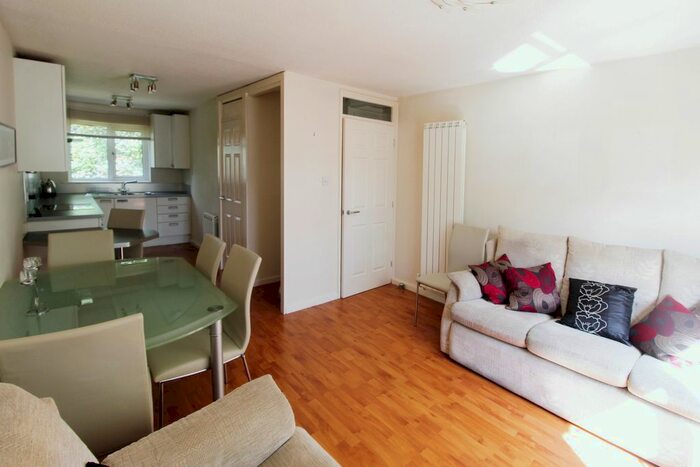 2 Bedroom Maisonette To Rent In Athens Drive, Walkden, Manchester, M28