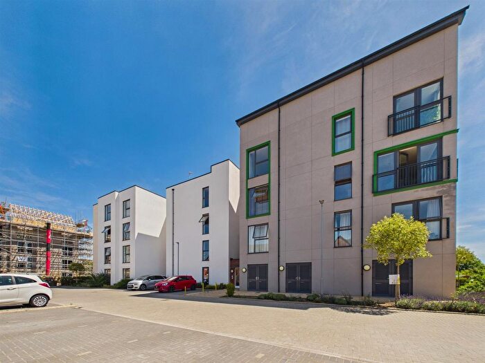 1 Bedroom Flat For Sale In Foundry Lane, Chippenham, SN15
