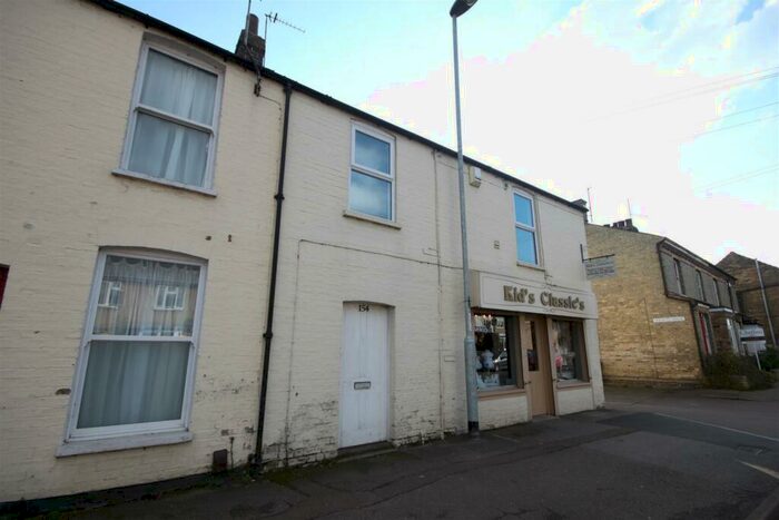 2 Bedroom Flat To Rent In High Street, Chesterton, Cambridge, CB4
