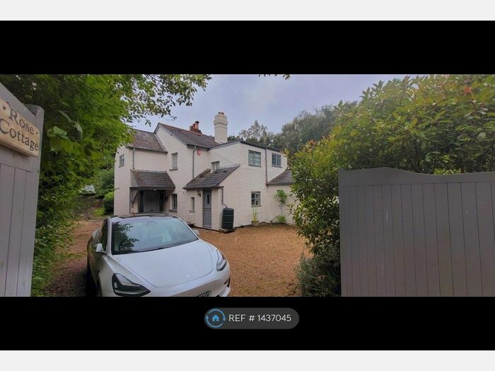 3 Bedroom Semi-Detached House To Rent In Reidon Hill, Bisley, Woking, GU24