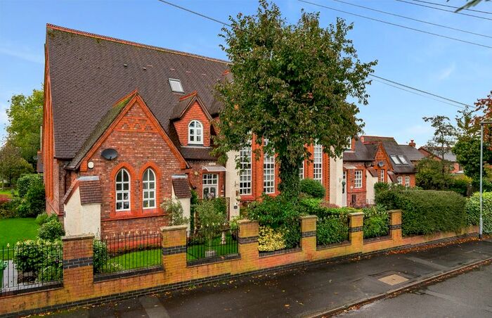 2 Bedroom Mews To Rent In Eddisford Drive, Culcheth, Warrington, Cheshire, WA3