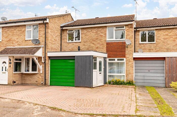 3 Bedroom Terraced House For Sale In Holmcroft, Crawley, RH10