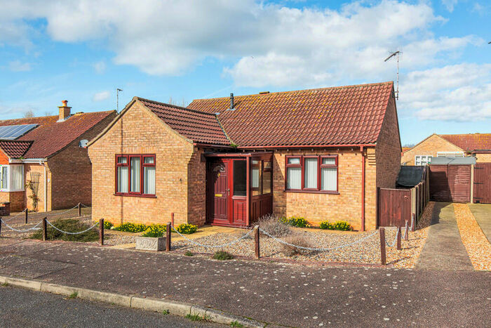 2 Bedroom Detached Bungalow For Sale In Hunstanton, PE36