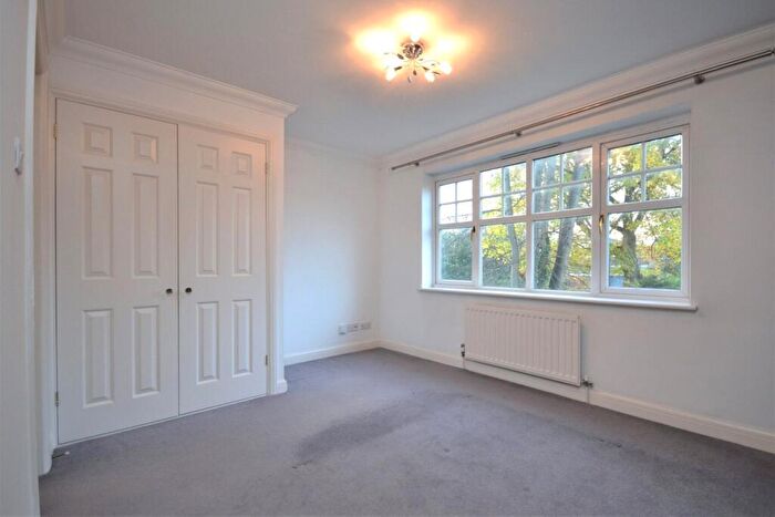 2 Bedroom Apartment For Sale In Westmoreland Road, Bromley, BR2