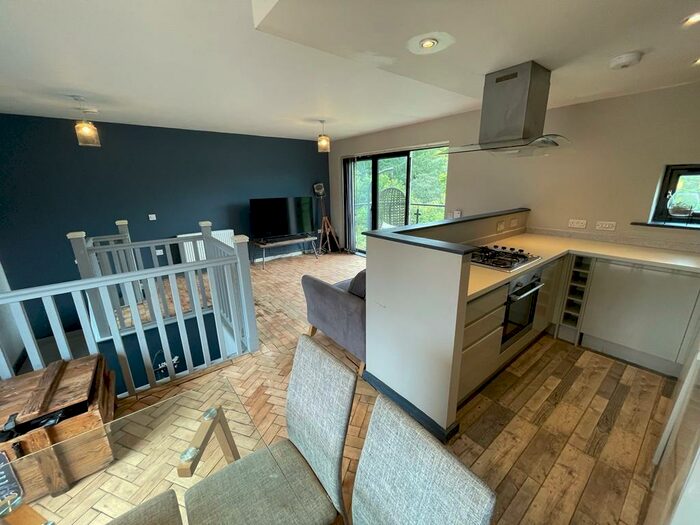 2 Bedroom House To Rent In Rosie Close, Padiham, Burnley, BB12