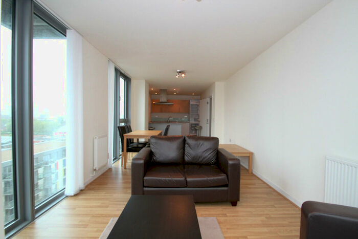 2 Bedroom Apartment To Rent In High Street, London, E15
