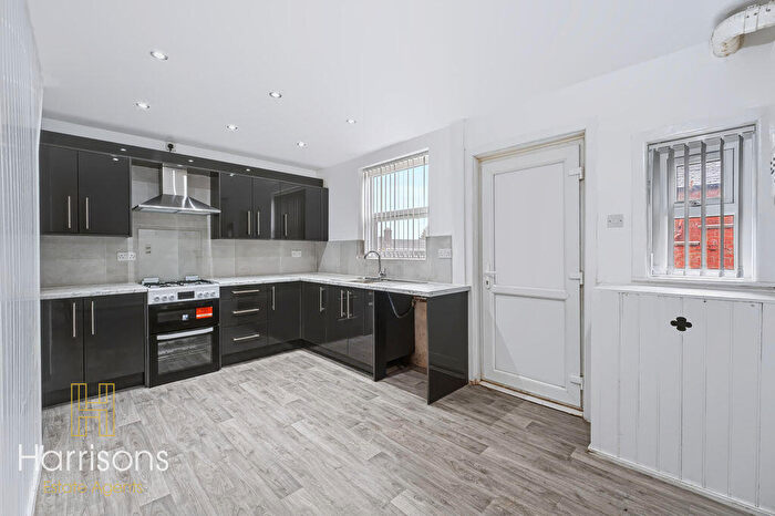 3 Bedroom Terraced House To Rent In Melbourne Road, Deane, Bolton., BL3