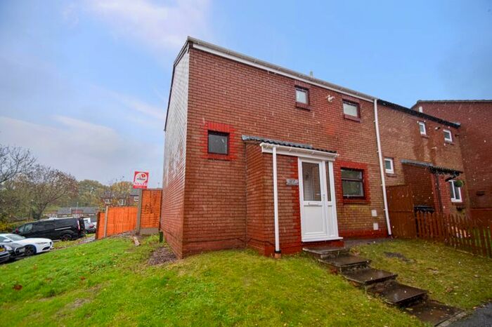 2 Bedroom Property To Rent In Mickleton Close, Redditch, B98
