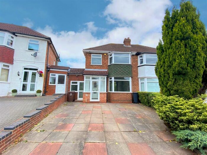 3 Bedroom Semi-Detached House To Rent In Goodway Road, Solihull, Solihull, B92
