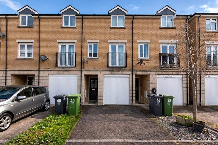 2 Bedroom Town House For Sale In Bright Close, Cobholm, NR31