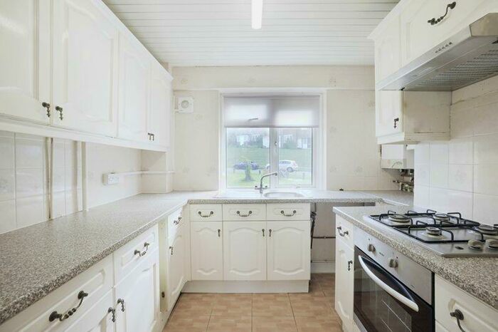 3 Bedroom Flat To Rent In Craven Road, Brighton, BN2