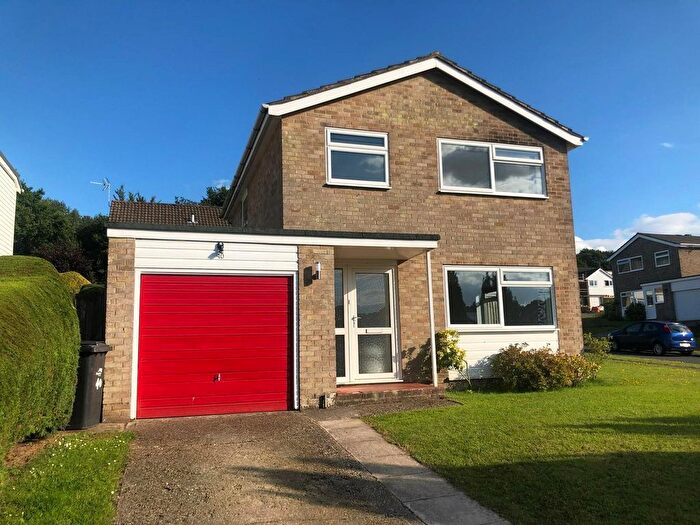 3 Bedroom Detached House To Rent In Millbrook Road, Crowborough, TN6
