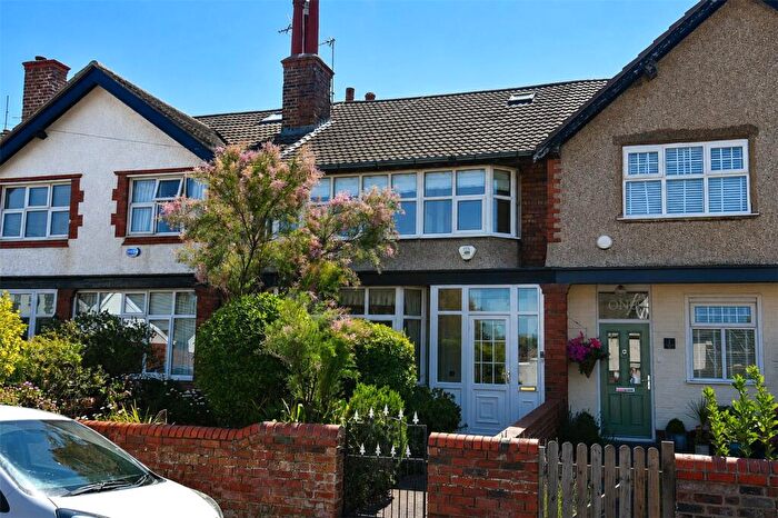 4 Bedroom Terraced House For Sale In Marine Road, Hoylake, Wirral, CH47