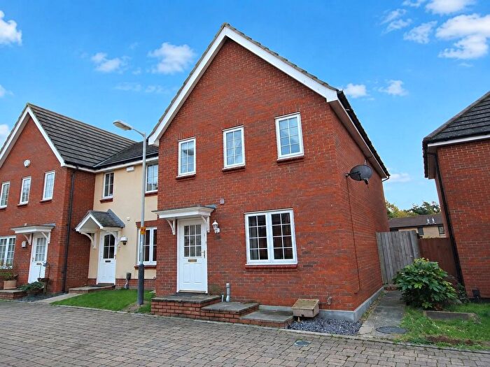 3 Bedroom Property To Rent In Atkinson Close, Chapel Break, Norwich, NR5