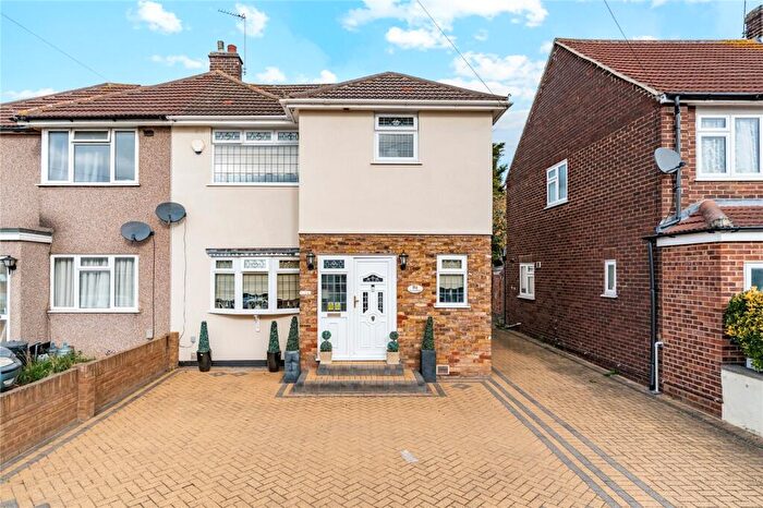 3 Bedroom Semi-Detached House For Sale In St. Andrews Avenue, Hornchurch, RM12
