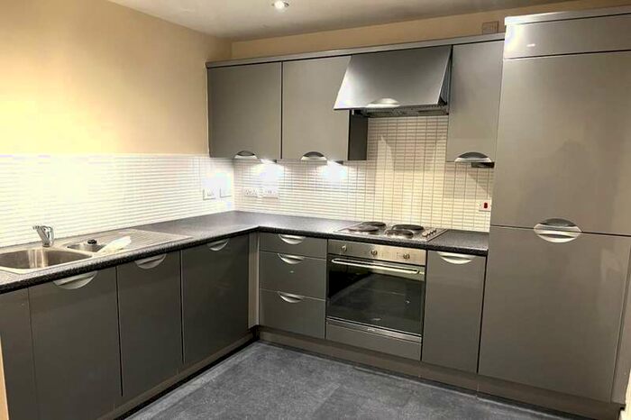 2 Bedroom Flat To Rent In Bramall Lane, Sheffield, S2