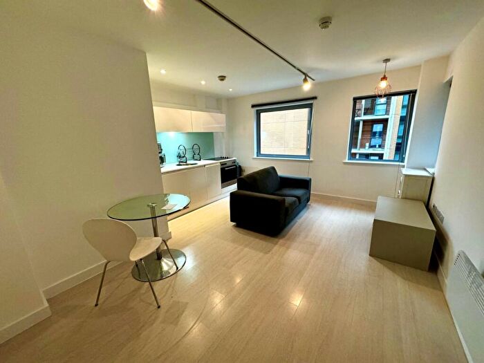 1 Bedroom Flat To Rent In Manor Mills, Ingram Street, Leeds, West Yorkshire, LS11