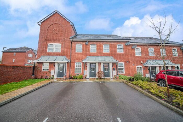 3 Bedroom Town House For Sale In Ashton Gardens, Eastleigh, SO50