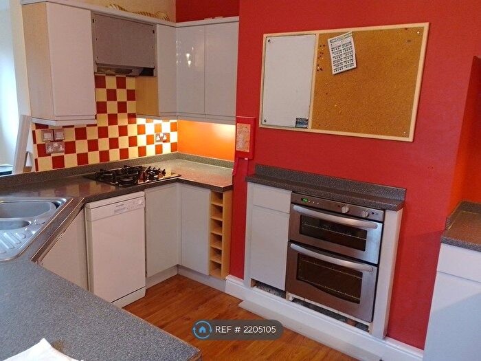 3 Bedroom Semi-Detached House To Rent In Truswell Avenue, Sheffield, S10