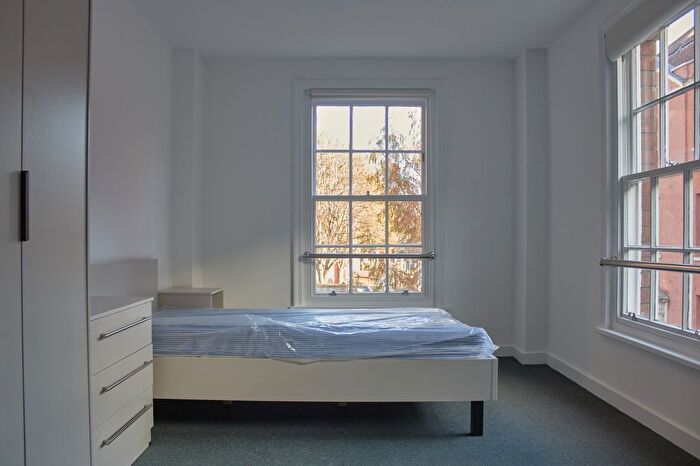 3 Bedroom Flat To Rent In Cumberland Street, Bristol, BS2