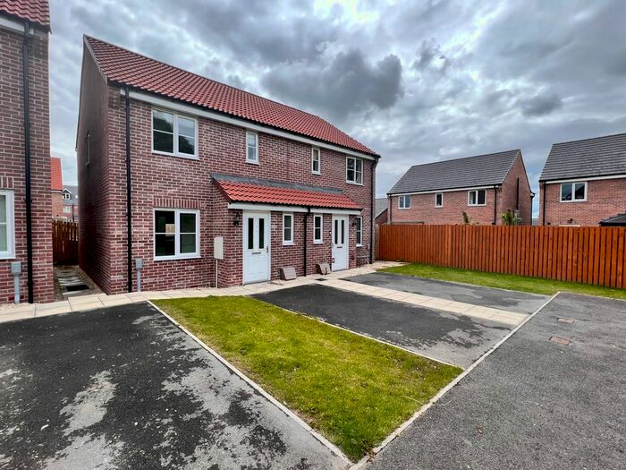 2 Bedroom Semi-Detached House To Rent In Foxglove Place, Easingwold, York, YO61