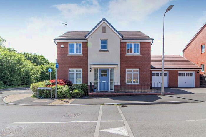 4 Bedroom Detached House For Sale In Brynteg Green, Beddau, Pontypridd, CF38