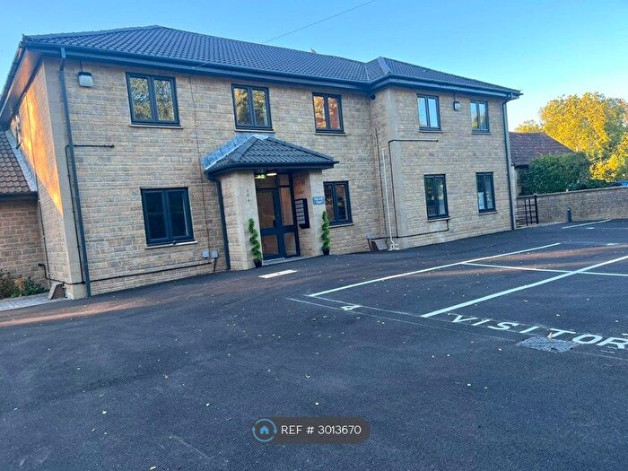 1 Bedroom Flat To Rent In Church Road, Calne, SN11