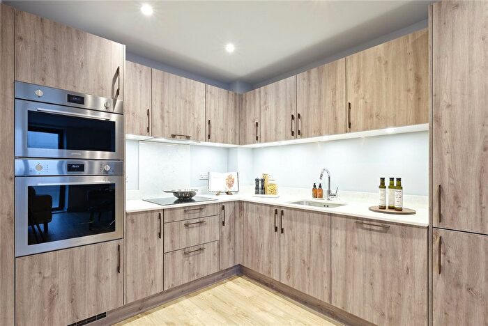 2 Bedroom Flat For Sale In Wills House, Factory No., East Street, Bedminster, Bristol, BS3