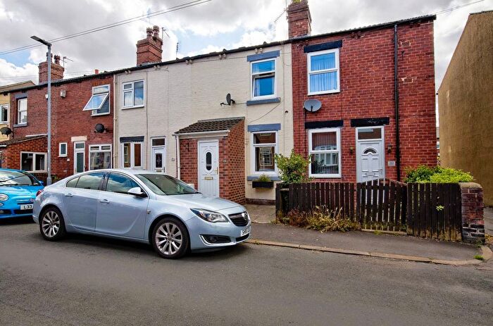2 Bedroom Property For Sale In Greenbank Road, Altofts, Normanton, WF6