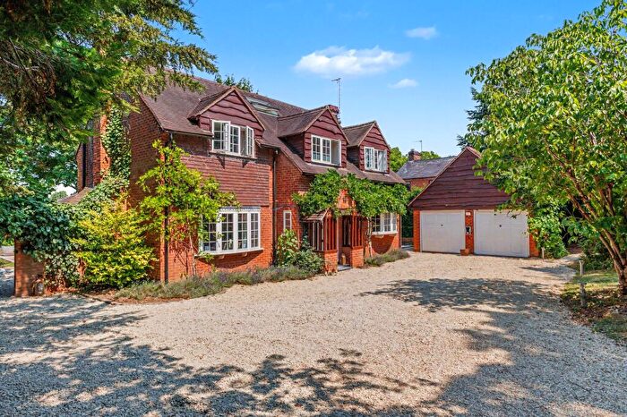 4 Bedroom Detached House For Sale In Stratford Road, Loxley, CV35