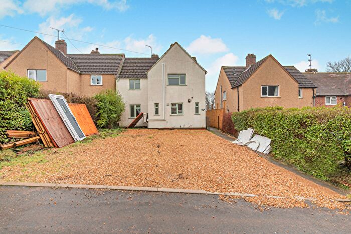 5 Bedroom Semi-Detached House For Sale In Caunsall Road, DY11