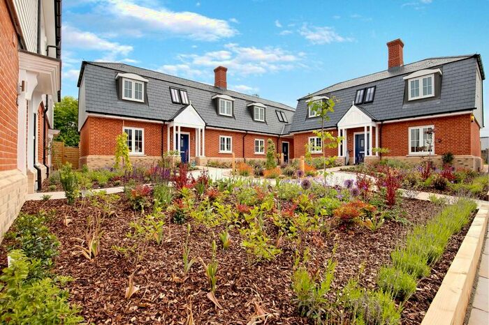 3 Bedroom Cottage For Sale In The Groom's Cottage Wakes Hall Park, CO6