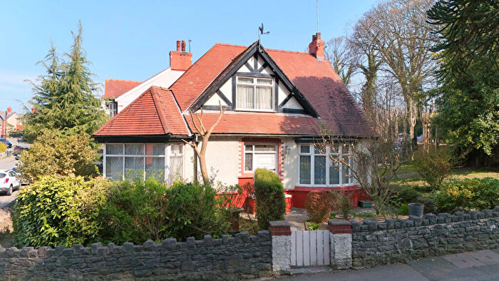 3 Bedroom Detached House For Sale In Abergele Road, Colwyn Bay, LL29