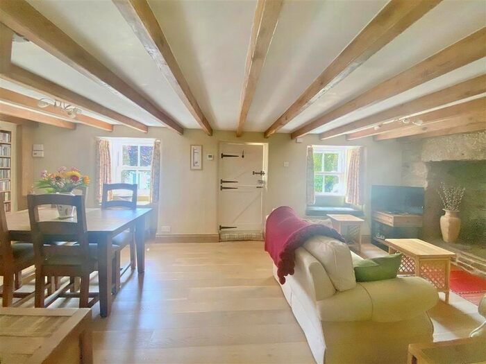 2 Bedroom Cottage For Sale In Lowertown, Helston, TR13