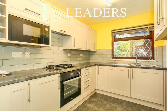 3 Bedroom Town House To Rent In Gilbert Close, Kidsgrove, Stoke-On-Trent, ST7