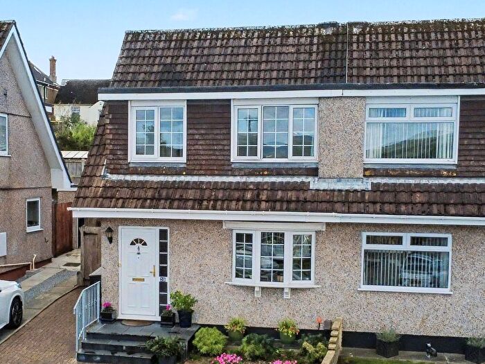 3 Bedroom Semi Detached House For Sale In Tern Gardens, Plympton, PL7