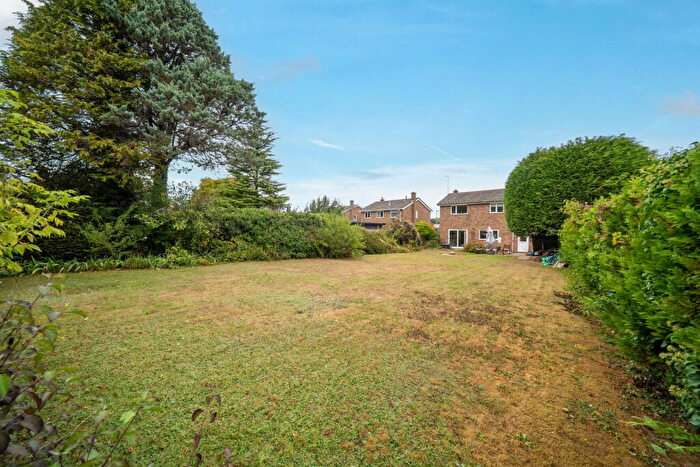 4 Bedroom Detached House For Sale In Lightsfield, Oakley, Basingstoke, RG23
