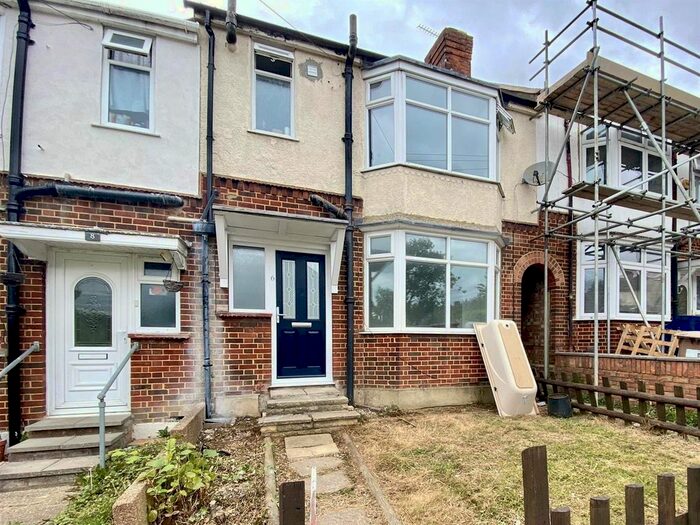 3 Bedroom Terraced House To Rent In Preston Gardens, Luton, LU2