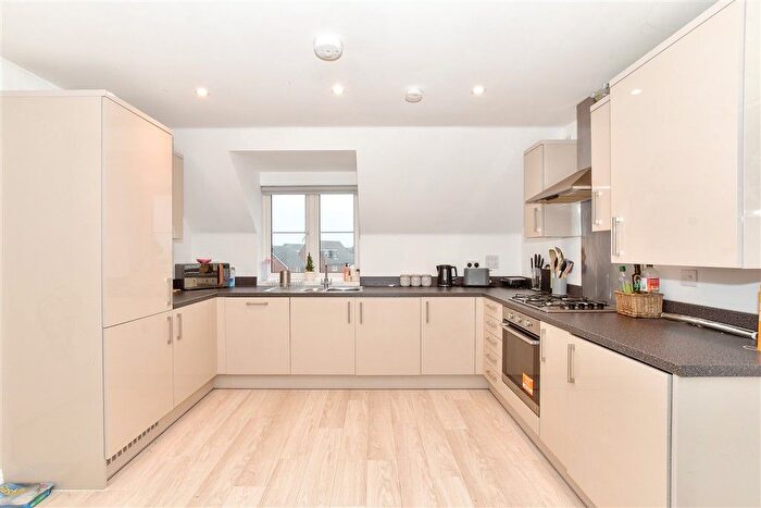 2 Bedroom Flat For Sale In Sandpiper Road, Chichester, West Sussex, PO20