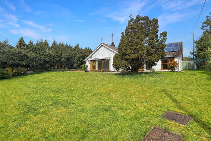 3 Bedroom Detached Bungalow For Sale In Chillesford, Woodbridge, IP12