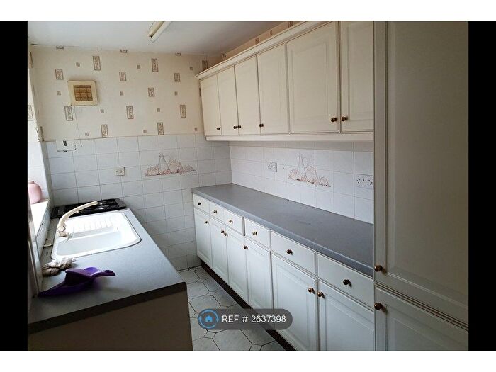 2 Bedroom Terraced House To Rent In Queensberry Road, Burnley, BB11