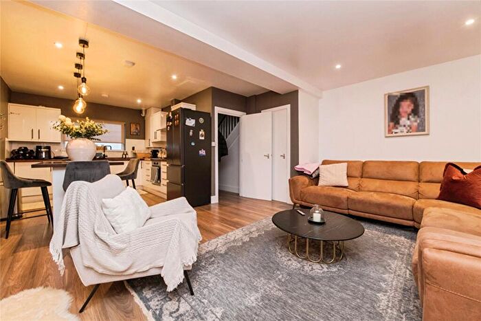 3 Bedroom Terraced House For Sale In Sidwell Street, Devon, EX4