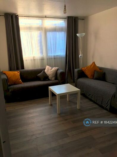 1 Bedroom Flat To Rent In Langham Road, London, N15