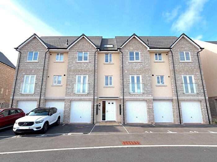 2 Bedroom Apartment For Sale In Oxleaze Way, Paulton, Bristol, Somerset, BS39